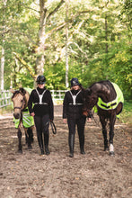 Ladda upp bild till gallerivisning, Nova Bundle - 2 Täcken + Reflexväst LED