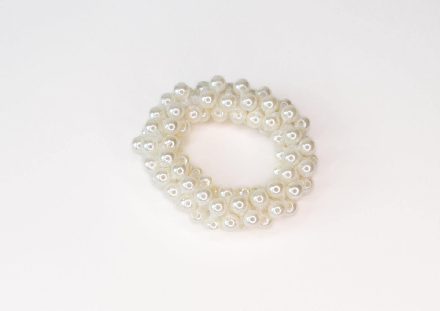 VG Pearl Scrunchie